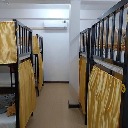 בנגקוק Silom Guesthouse מראה חיצוני תמונה