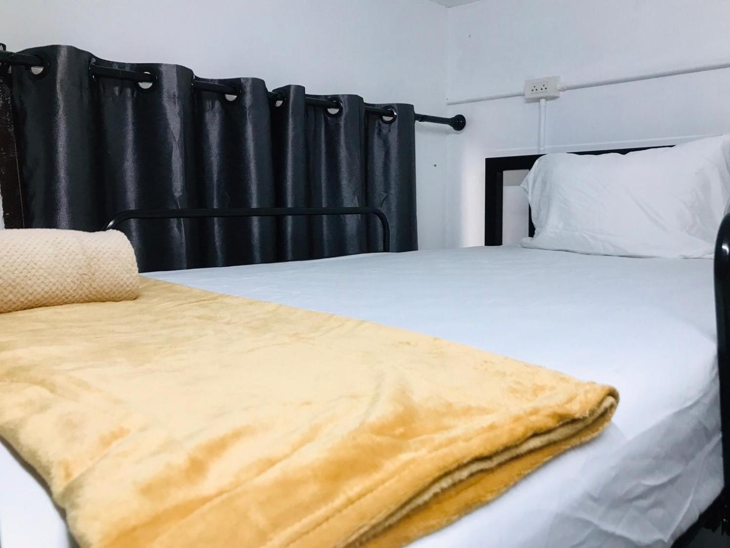 בנגקוק Silom Guesthouse מראה חיצוני תמונה