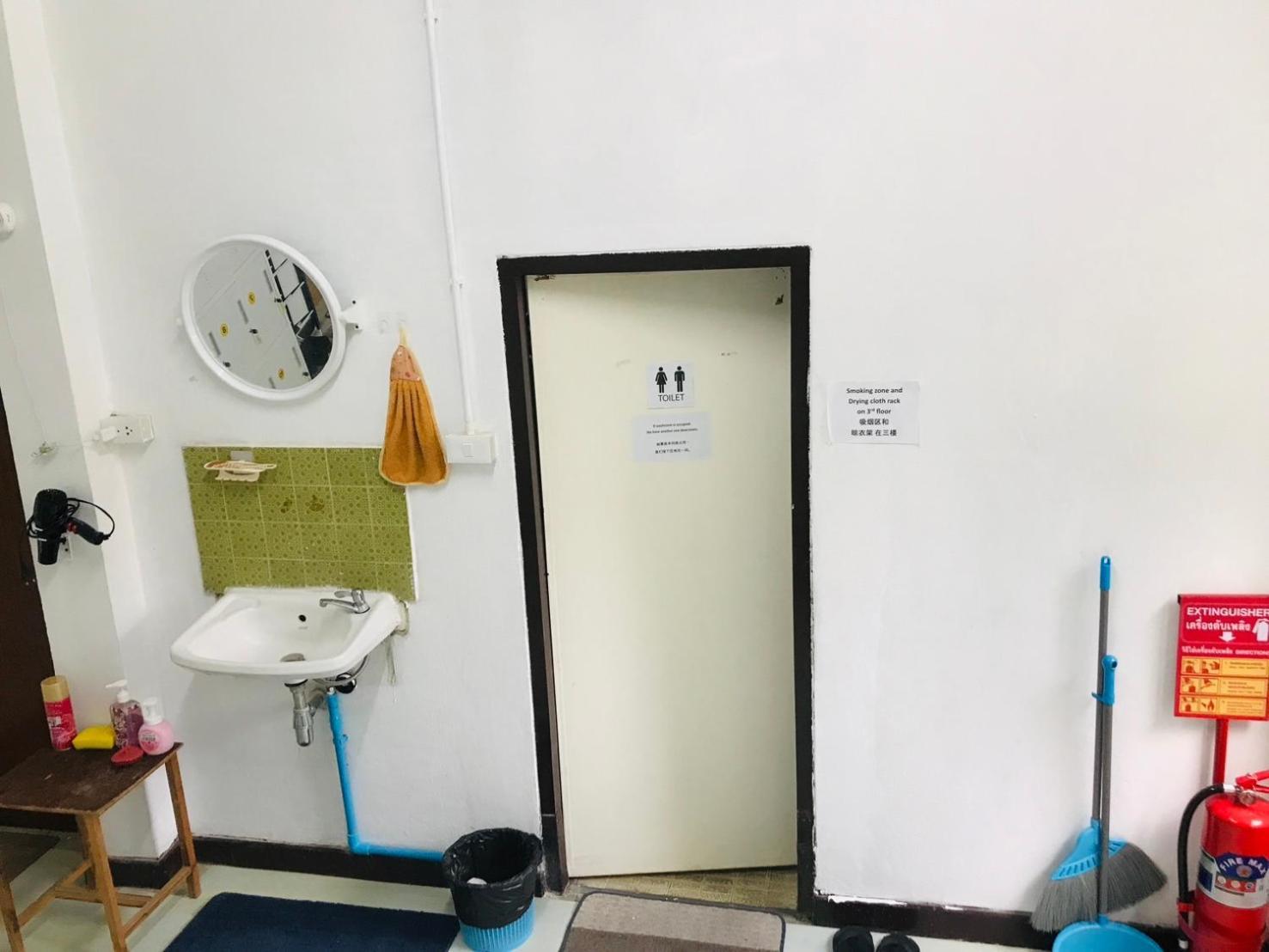 בנגקוק Silom Guesthouse מראה חיצוני תמונה